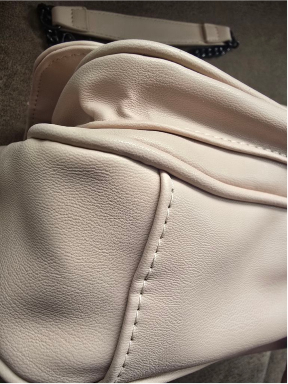 Women's Badgley Mischka Beige Quilted Shoulder Bag One Size - Picture 4 of 10